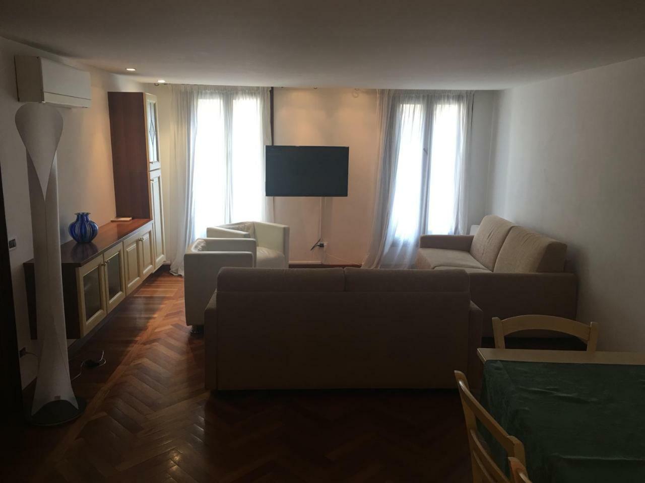 Apartament Ghetto Vecio *